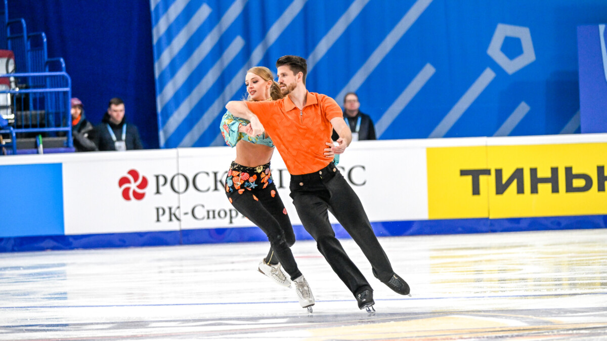 Степанова и Букин выиграли Спартакиаду сильнейших в танцах на льду