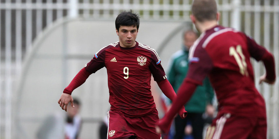 Сулейманов, Умяров и Магкеев не сыграют за молодежную сборную в ноябре
