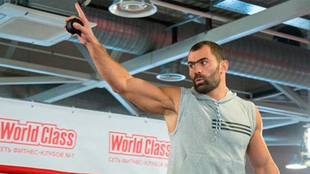 Российский боксер Чахкиев завершил спортивную карьеру