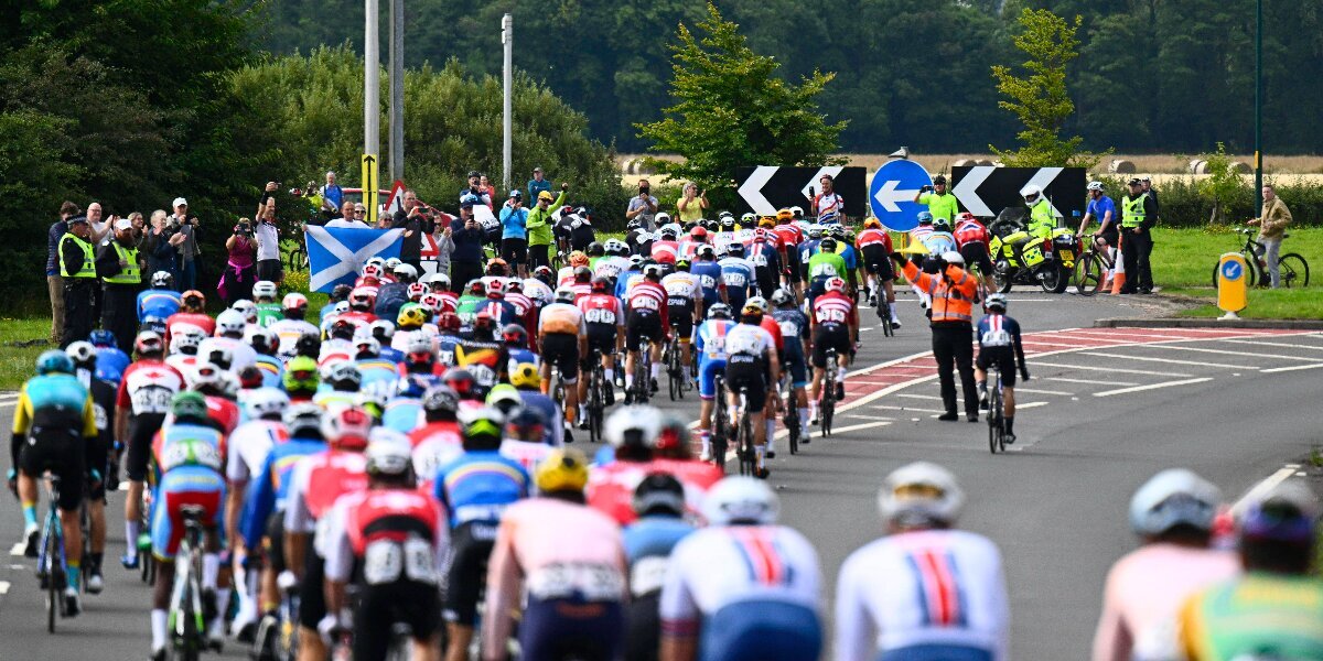 Шоссейная гонка чемпионата мира по велоспорту в Глазго была прервана из‑за протестов