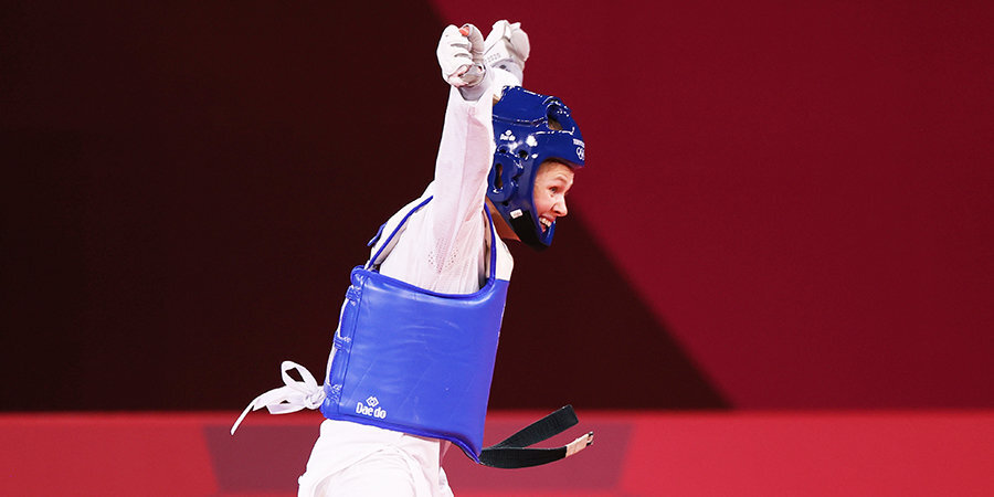 Тхэквондистка Минина вышла в финал олимпийского турнира в Токио