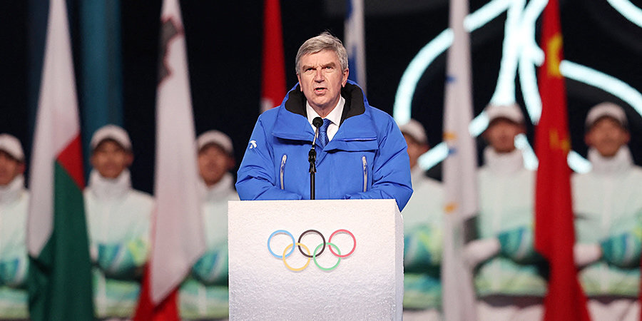 «Олимпиада никогда не возводила стены. Дайте миру шанс» — Бах выступил на церемонии открытия Игр и обратился к политическим лидерам