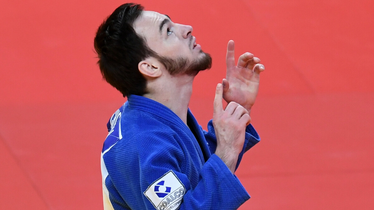 Россиянин Чопанов проиграл французу Хьяру в поединке за бронзовую медаль ЧЕ по дзюдо