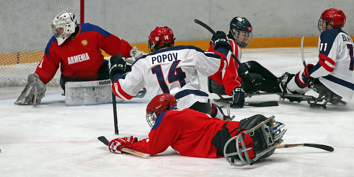 Сборная России-2 по хоккею-следж забросила 7 шайб в ворота Армении на играх «Мы вместе. Спорт»