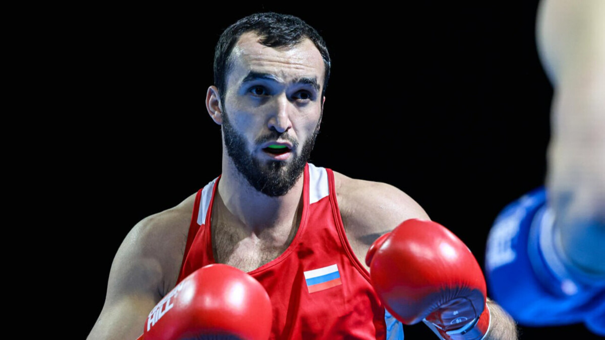 Боксер Гаджимагомедов назвал полуфинальный бой с Магомедовым на чемпионате Европы «братским спаррингом»