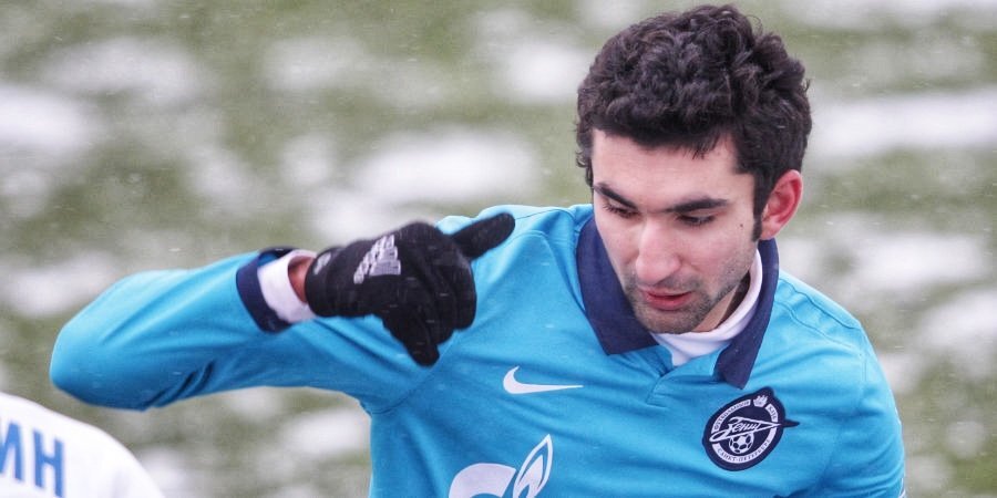 Закончить карьеру в России и уехать в чемпионат Сирии во время войны. Удивительная история бывшего футболиста «Зенита»