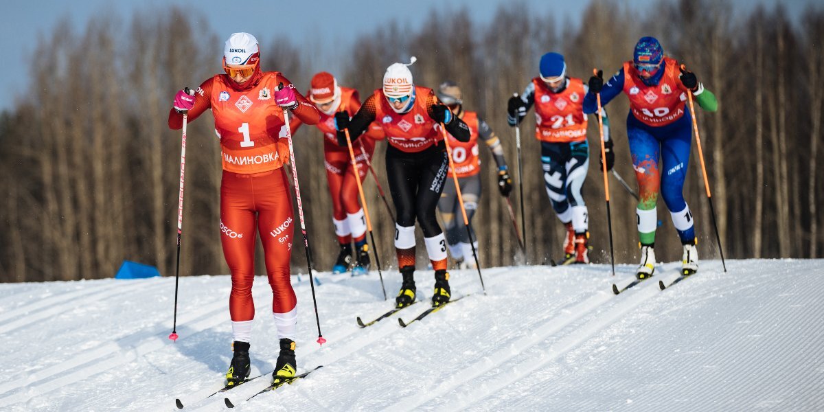 «Конкуренция на российских лыжных соревнованиях выше, чем на этапах Кубка мира» — призер ОИ Завьялов