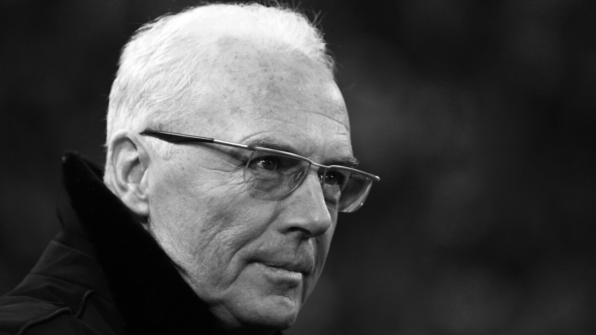 Чемпион мира по футболу в составе сборной Германии Беккенбауэр скончался на 79‑м году жизни