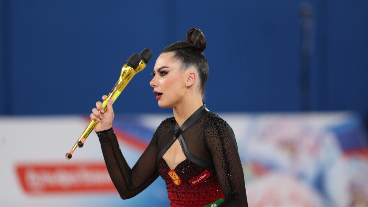 Гимнастка Крамаренко завоевала четвертое золото чемпионата России‑2024, став первой в упражнении с булавами