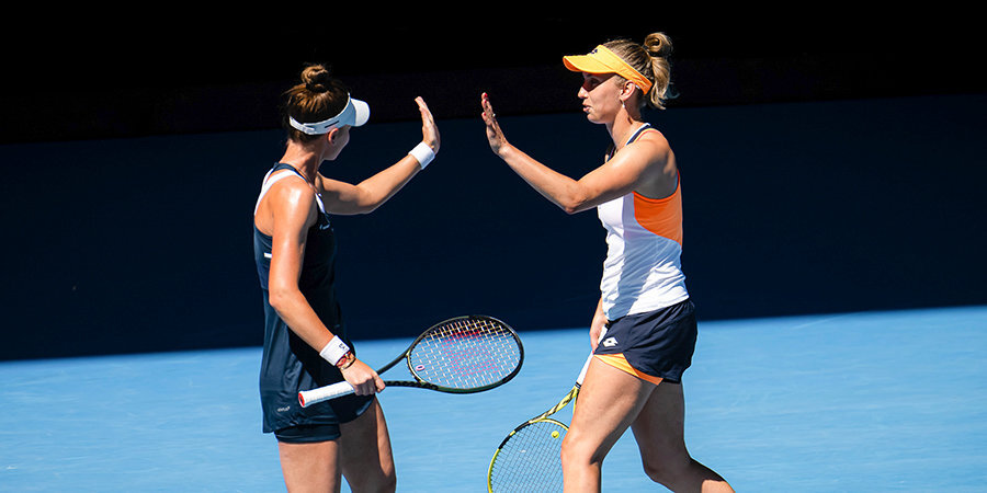 Кудерметова в паре с Мертенс вышла в полуфинал Australian Open