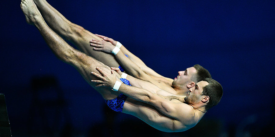 Бондарь и Минибаев завоевали серебро чемпионата Европы в синхронных прыжках с вышки