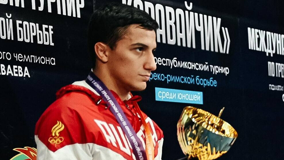Аллахьяров завоевал первую медаль сборной России на чемпионате Европы по борьбе