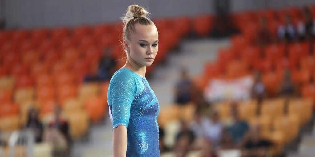 Олимпийская чемпионка Мельникова шокирована своим падением в упражнении на бревне на Кубке России