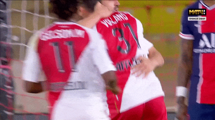 «ПСЖ» раскатывал «Монако» в гостях (у Мбаппе дубль), но тут Фолланд включил режим суперзвезды и похоронил чемпиона. Видео