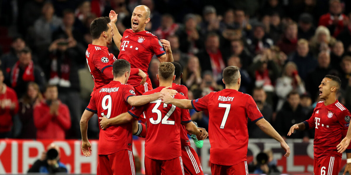 «Бавария» не удержала победу в матче с «Фрайбургом», «Шальке» и дортмундская «Боруссия» выиграли свои матчи