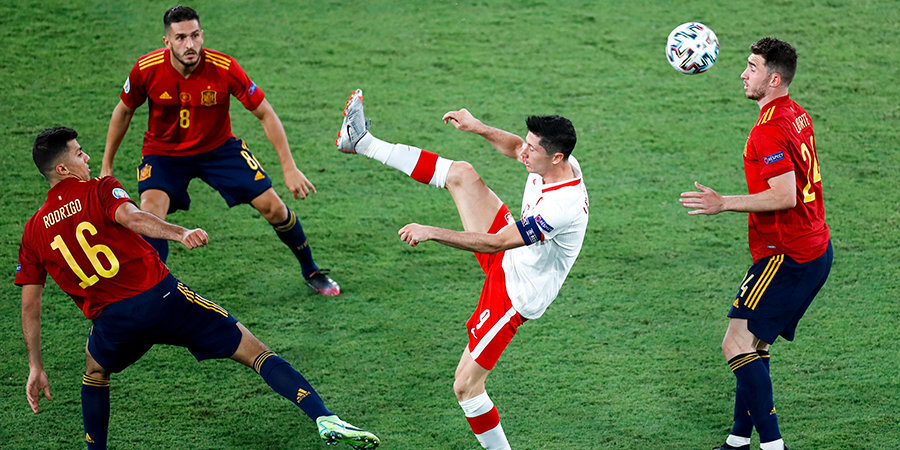 Испания и Польша сыграли вничью, Козловский стал самым молодым игроком в истории Евро