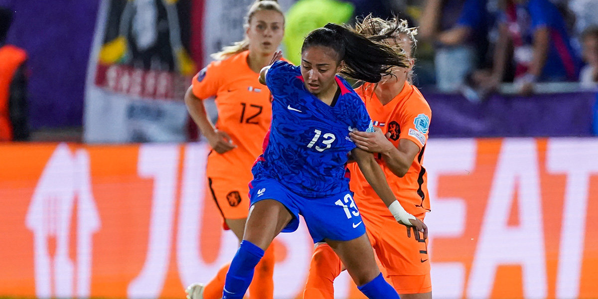Женская сборная Франции вышла в полуфинал Евро-2022