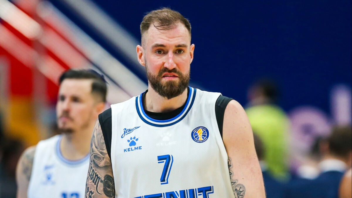 Баскетболист «Зенита» Карасев избежал серьезной травмы, но ближайшие дни проведет в стационаре