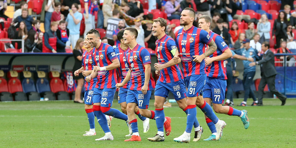 Полузащитник ЦСКА Глебов назвал трех лучших игроков сезона. Среди них нет футболистов «Динамо», «Зенита» и «Краснодара»