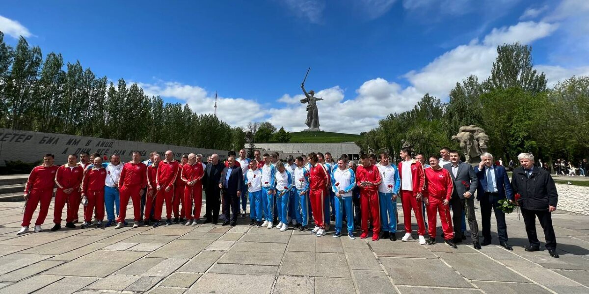 Ретро матч. Болельщики спартака. 9 мая матч. Фото матча 2008 года. Второй матч.