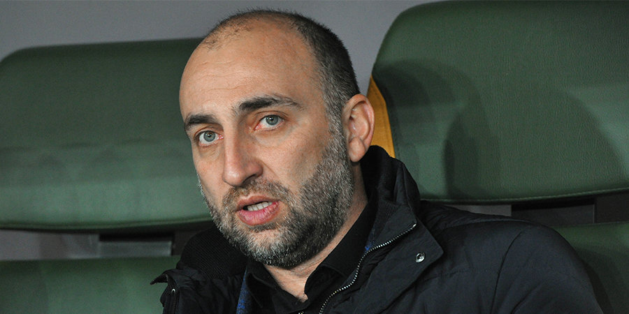 Адиев отказался от предложений из РПЛ ради продления контракта со сборной Казахстана
