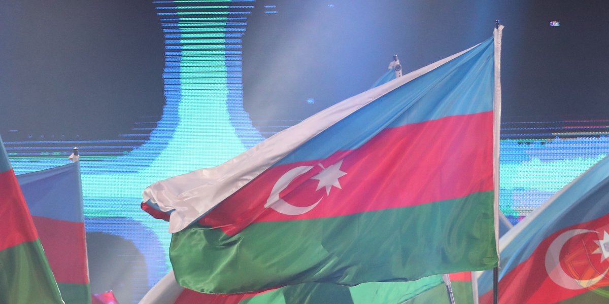 МИД Азербайджана после поджога флага призвал МОК принять меры в отношении организаторов ЧЕ по тяжелой атлетике в Ереване