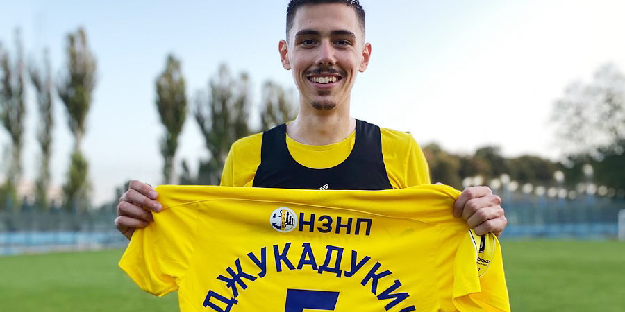 «Ростов» выпустил футболку с фамилией Джукадукич. Так Семин назвал Хаджикадунича