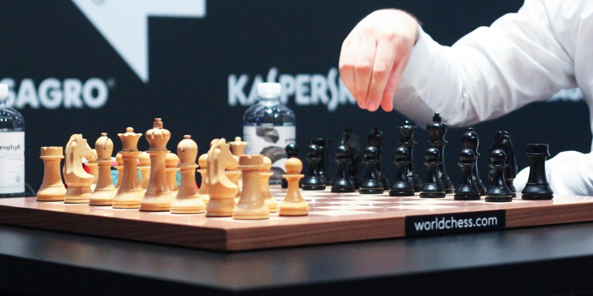 На Кубке мира в Сочи у шахматиста был выявлен коронавирус. Результат теста узнали по ходу партии