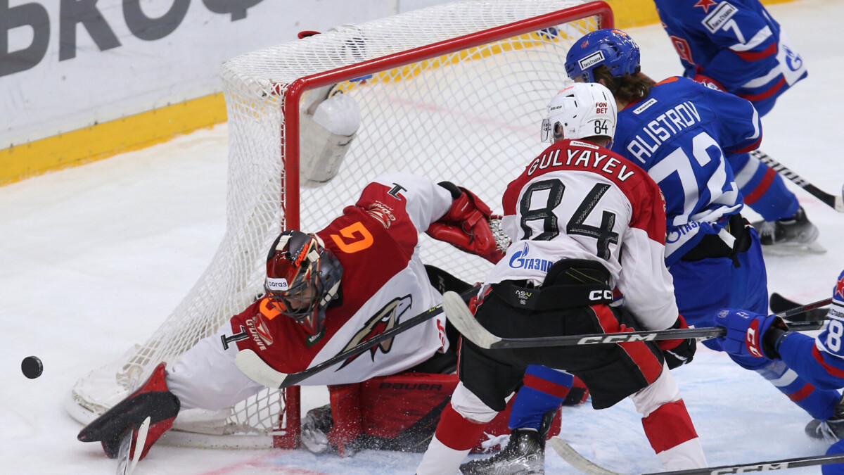 СКА проиграл третий матч кряду в КХЛ, уступив дома «Авангарду»