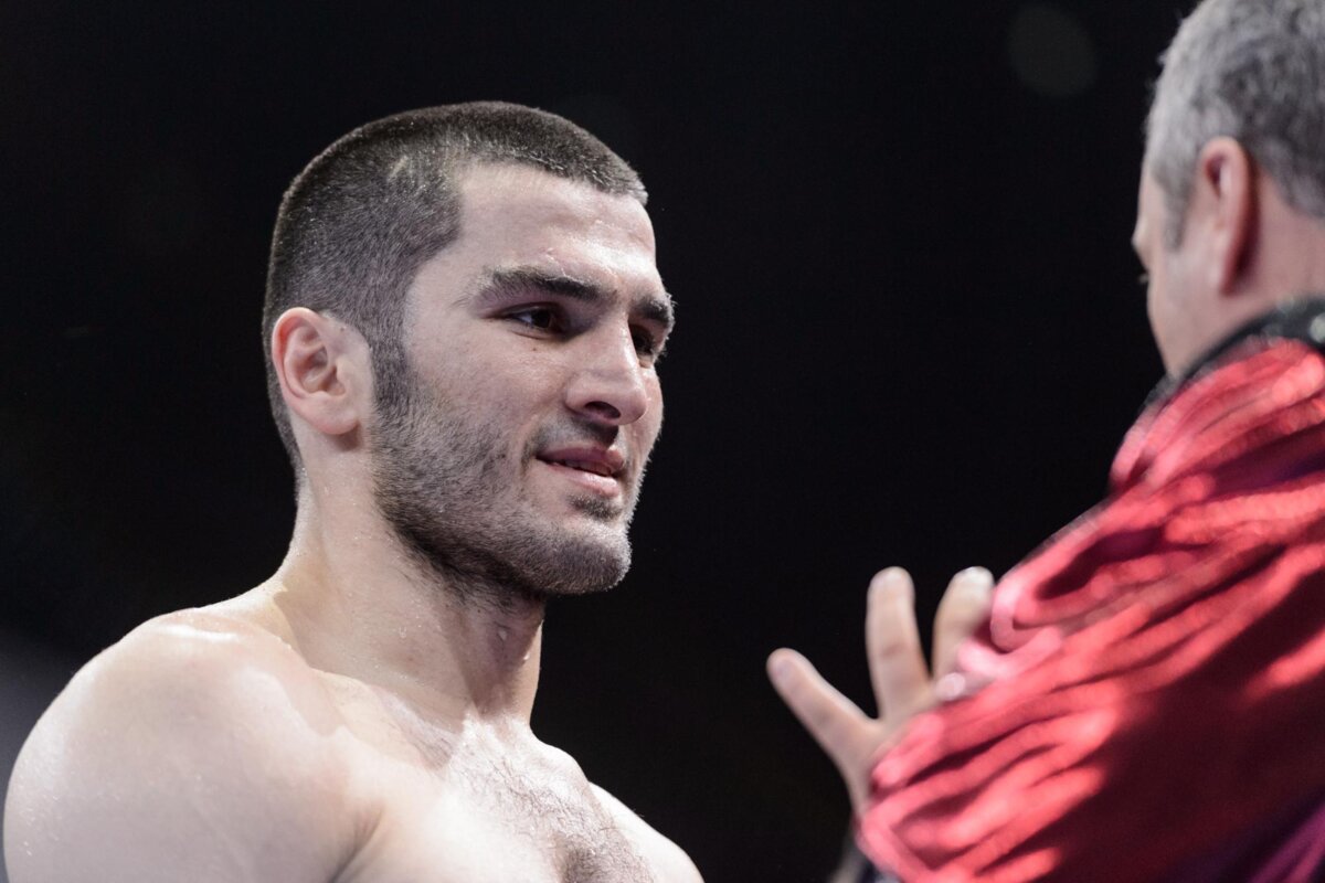 Бетербиев считает украинского боксера Гвоздика опасным соперником
