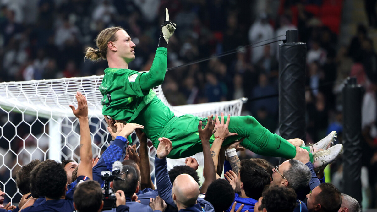 «Он будто видел нашу тренировку». Тренер «Фламенго» — о Сафонове