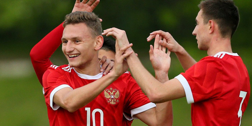 Чалов и Максименко вошли в состав молодежной сборной на отборочные матчи ЧЕ-2019