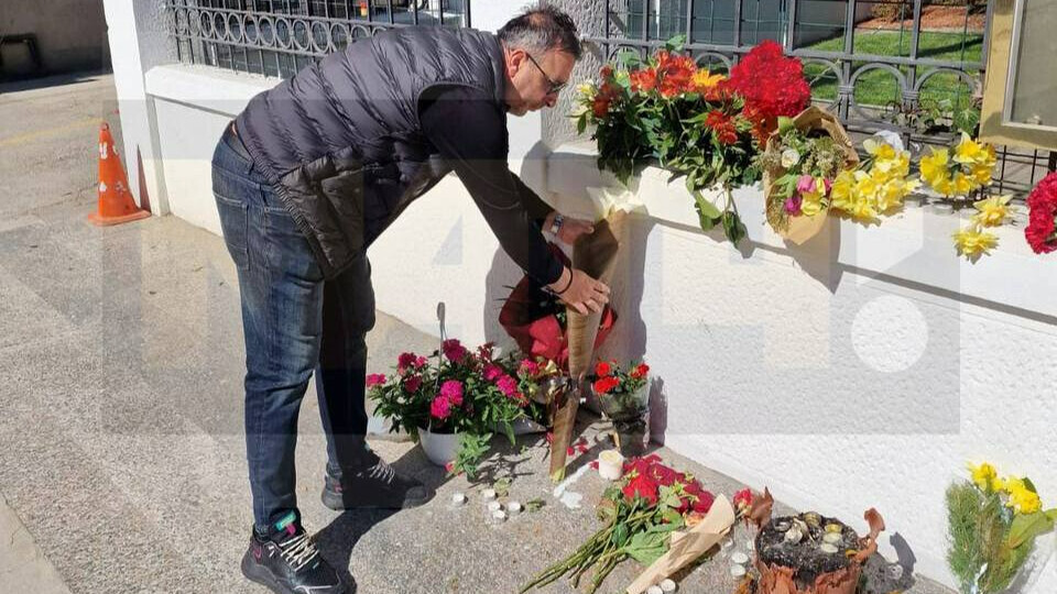 «Жители Скопье несут цветы к посольству РФ в память о жертвах теракта в «Крокус Сити Холле» — экс‑футболист «Спартака»