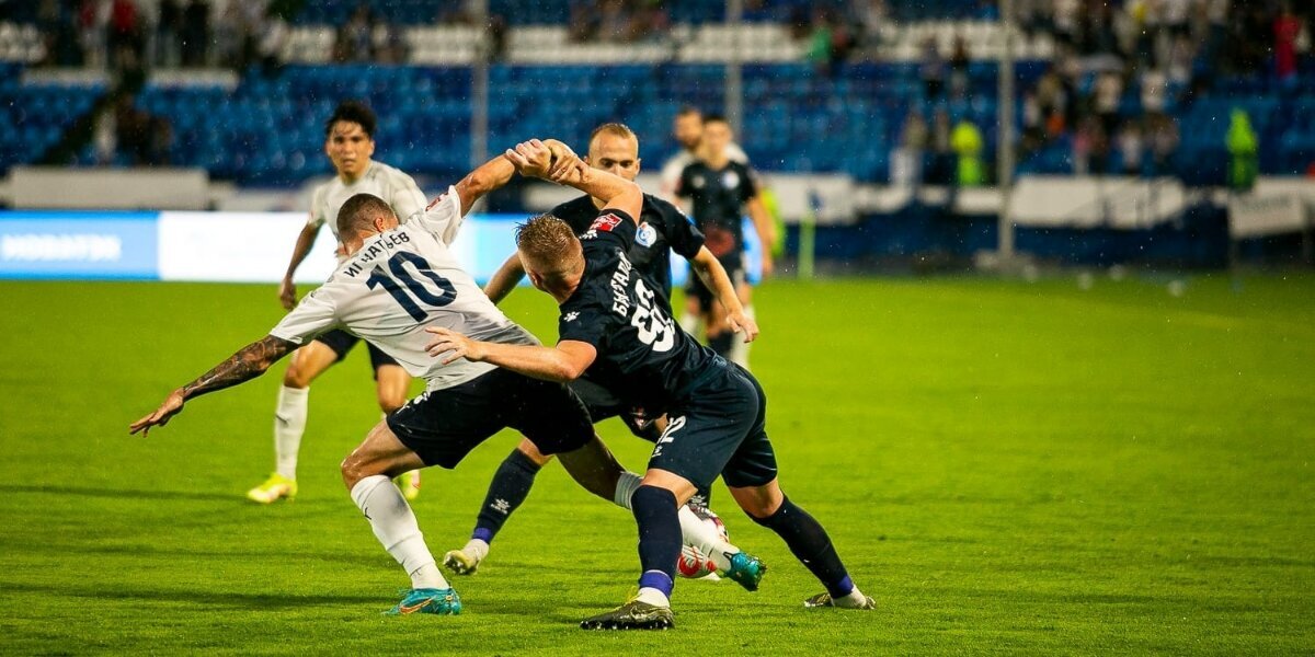 Футболист «Сочи» Миладинович отметил пользу дождя в матче с «Факелом»