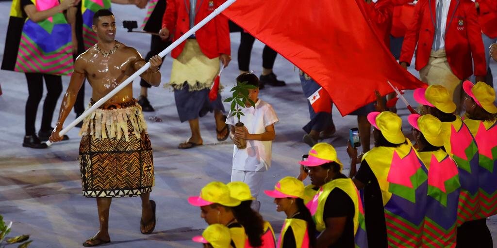 Лучшее тело Олимпийских игр: тхэквондист-знаменосец сборной Тонга