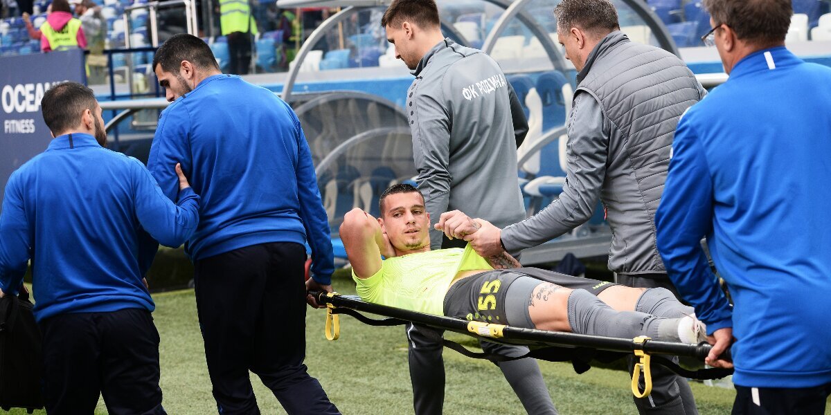 Футболист «Родины» Крижан перенес операцию после перелома руки в матче с «ПАРИ НН» и будет выписан из больницы в среду