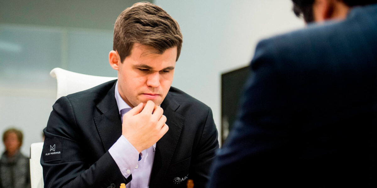 Карлсен и Каруана сыграли вничью в первой партии матча за шахматную корону