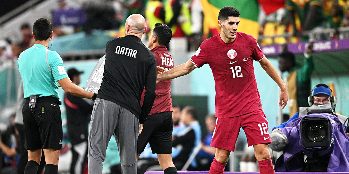 Катар — Сенегал — 0:2: Хатем вышел на поле вместо Будьяфа у Катара в матче ЧМ-2022