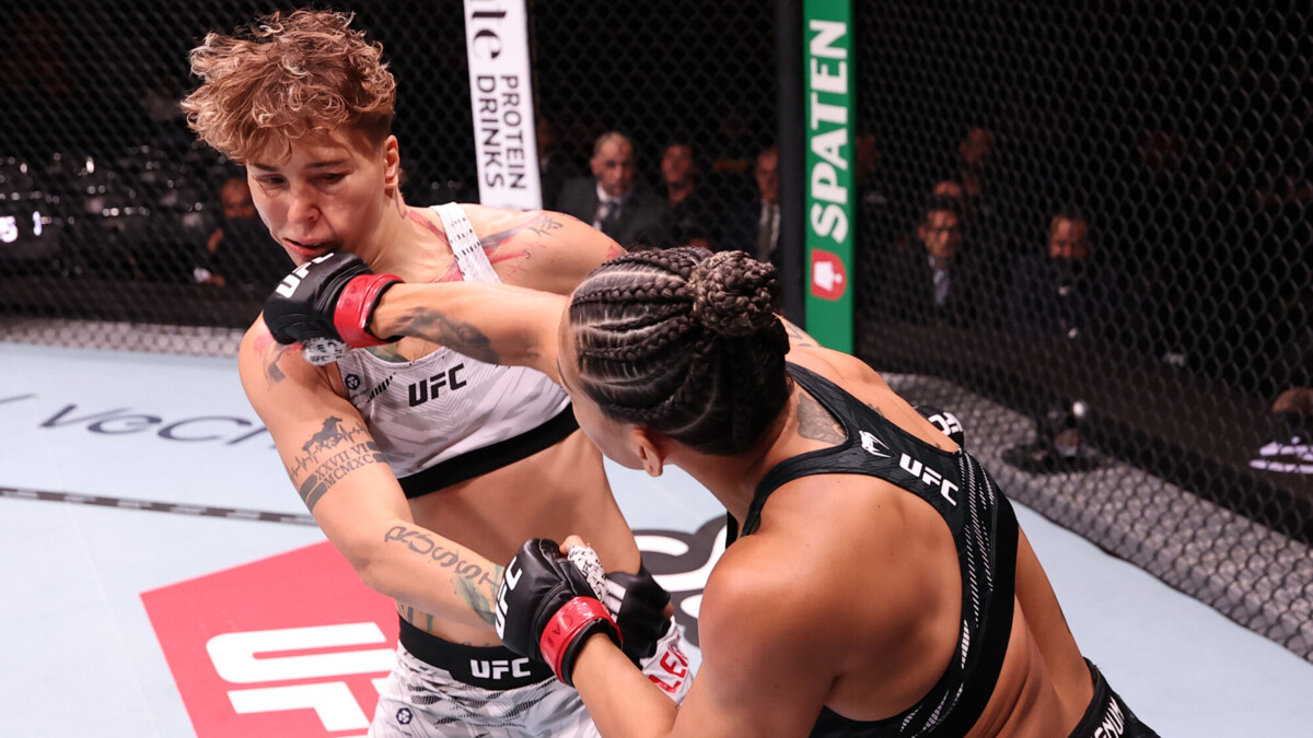 Яркую россиянку обрекли на избиение в UFC. И вышвырнули на улицу