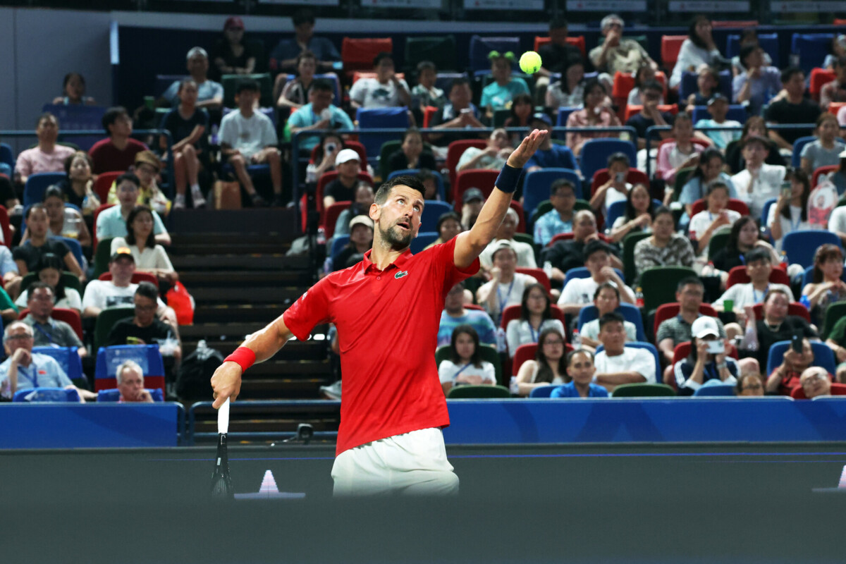 Беспомощного Синнера под руки увели с корта. Такой трагедии в теннисе не было никогда