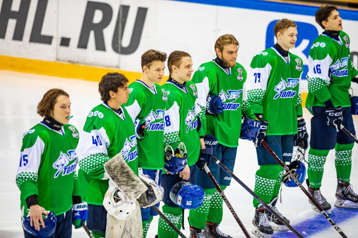 Беспрецедентный скандал в российском хоккее. На допинге погорела целая команда!