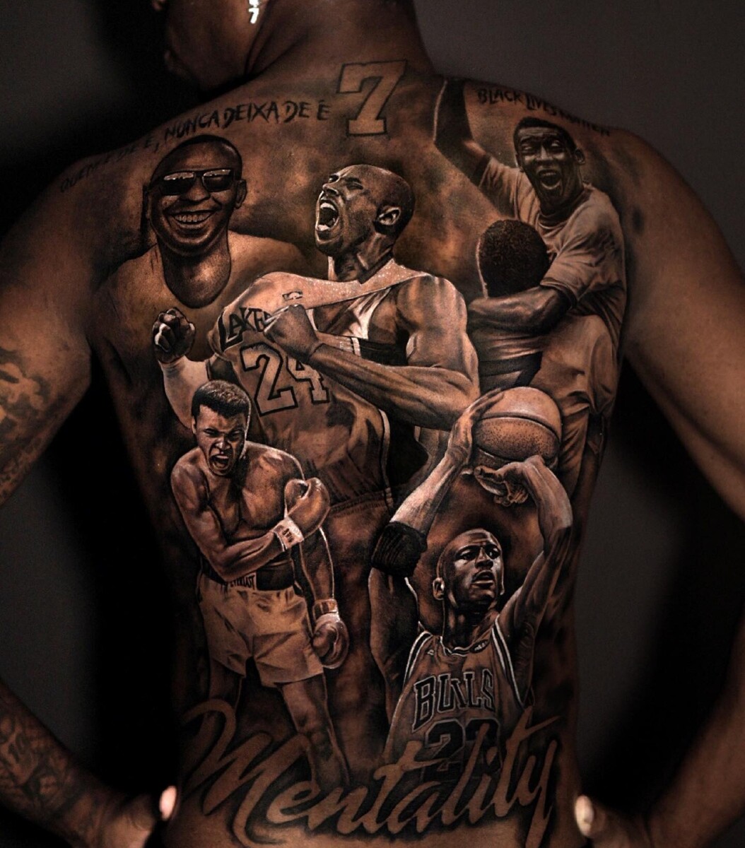 Форвард «Реала» сделал татуировку во всю спину с изображением Пеле, Джордана и Али
