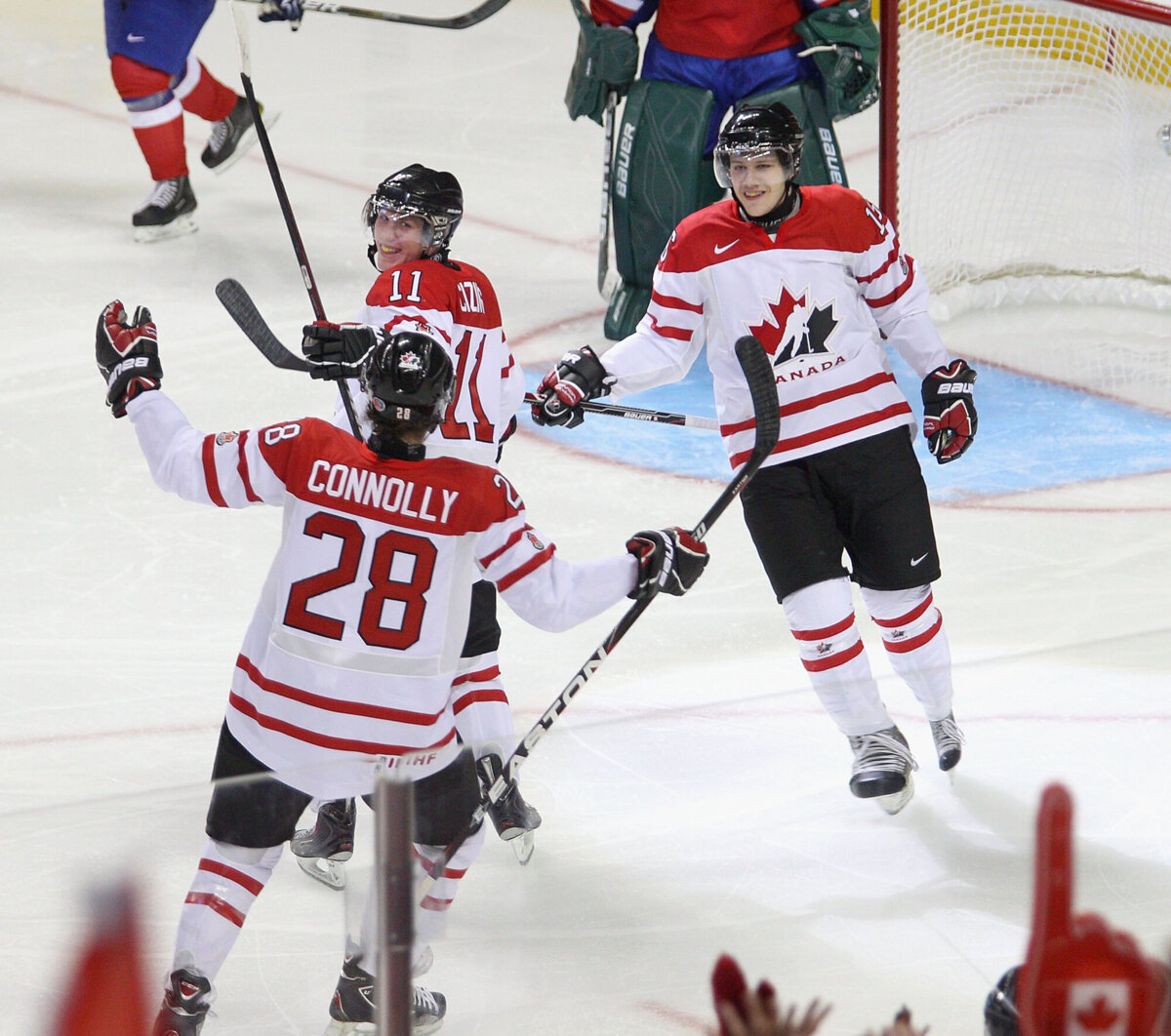 Канадские хоккеисты бездарно вылетели с чемпионата мира. Но повесили всех собак на организаторов