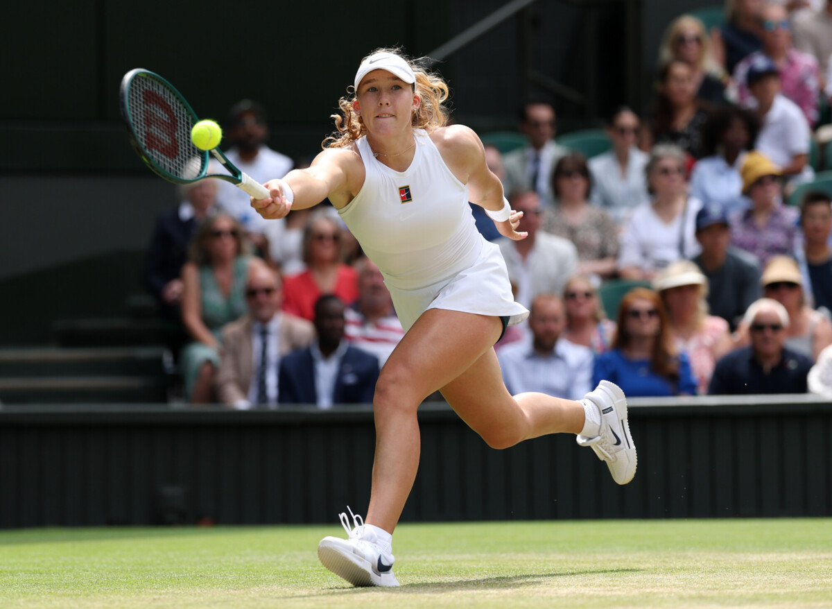 Андреева развалилась под конец сезона. Проиграла даже ноунейму из третьей сотни