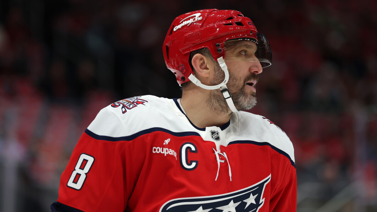 «Величие, которое больше никогда не увидим». Овечкин за один матч привел в восторг Америку