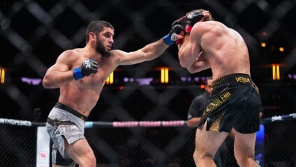 «Новый GOAT в UFC». На Западе Махачева признали величайшим бойцом в истории