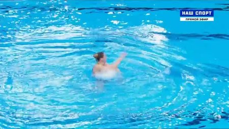 Тренер по плаванию спешит в бассейн - порно видео на optnp.ru