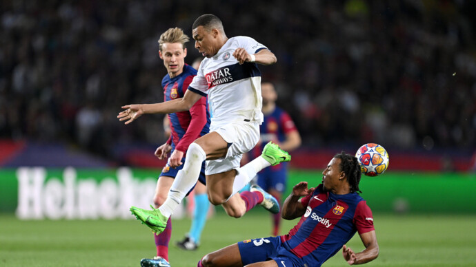 «Барселона» — «ПСЖ» — 1:3. Мбаппе реализовал пенальти в матче Лиги чемпионов. Видео
