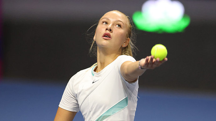 Российская теннисистка Потапова победила соотечественницу Кудерметову в финале турнира в Стамбуле