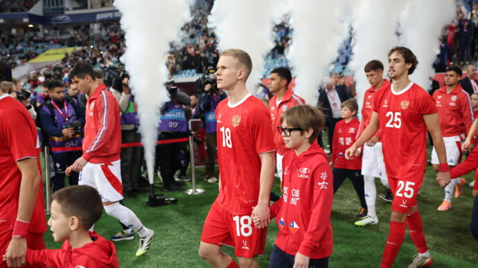 «Карпину нужно адаптироваться. У него есть возможность экспериментировать не только с составом, но и с идеями» — Григорян